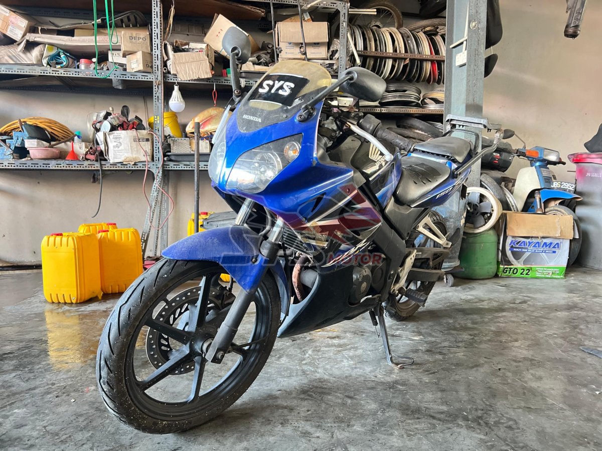 HONDA CBR150