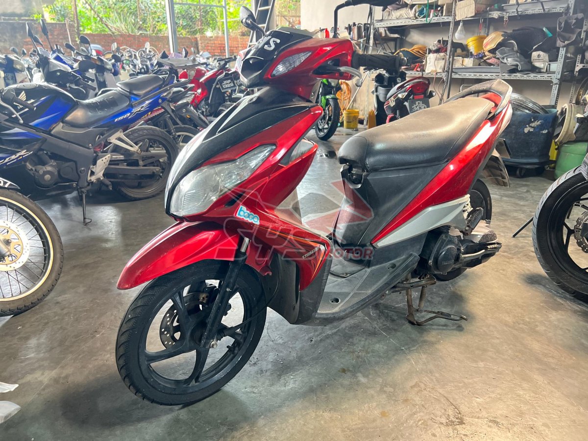 YAMAHA EGO LC