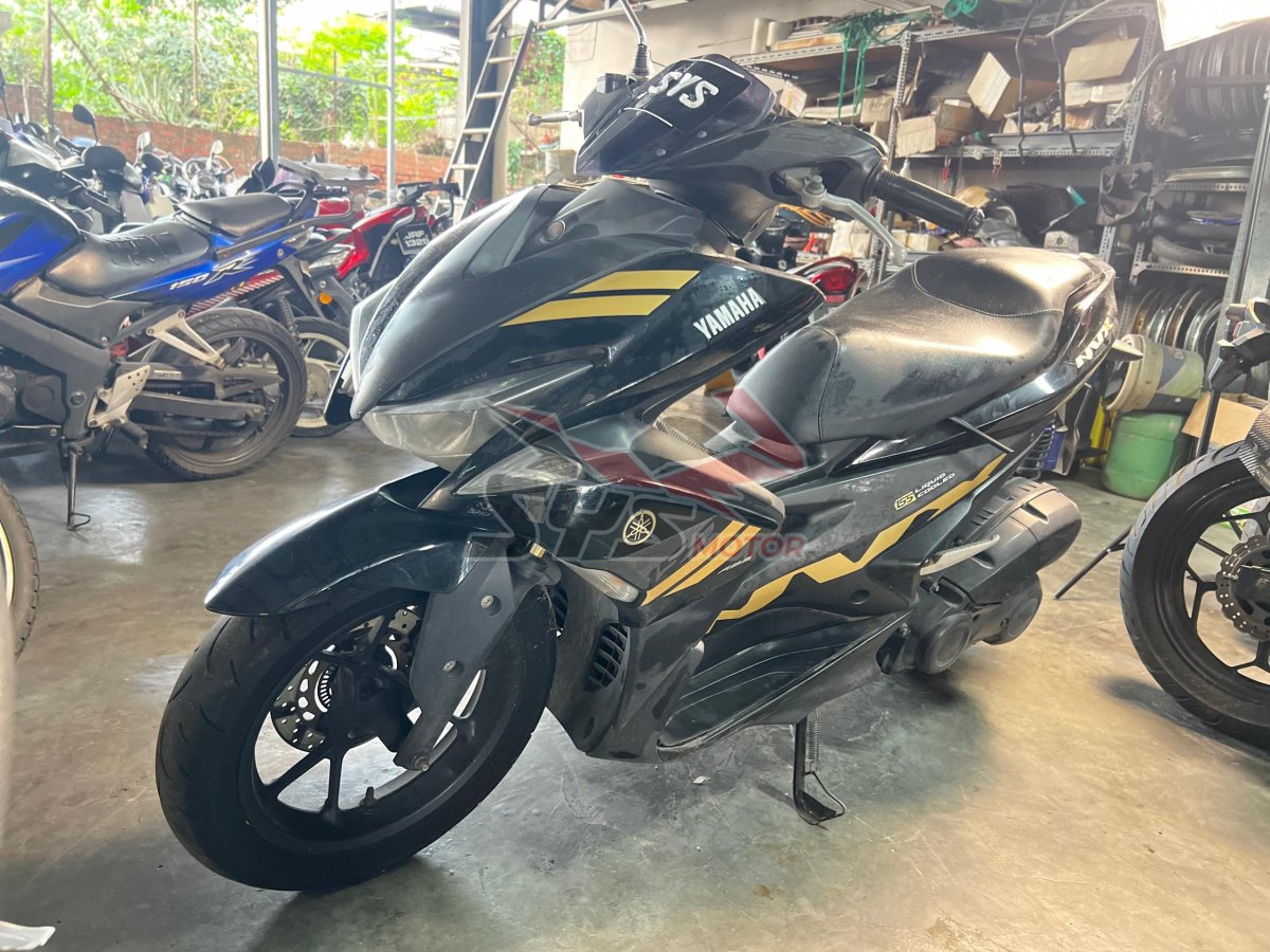 YAMAHA NVX