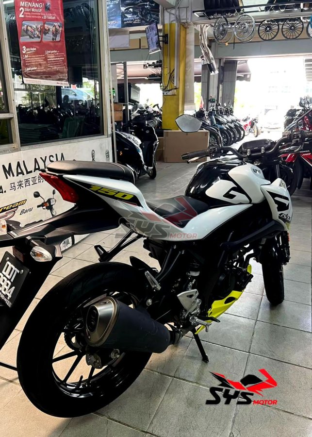 Suzuki GSXS 150