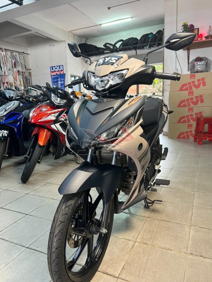 Yamaha LC V8