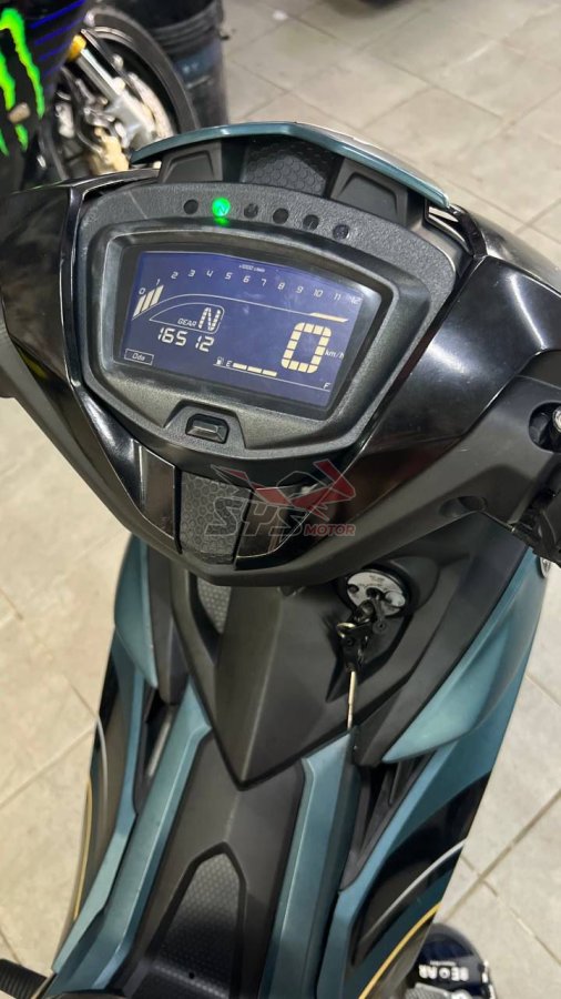 Yamaha Y15ZR