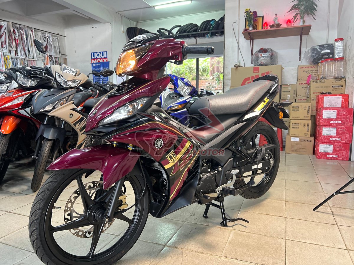 Yamaha LC V7